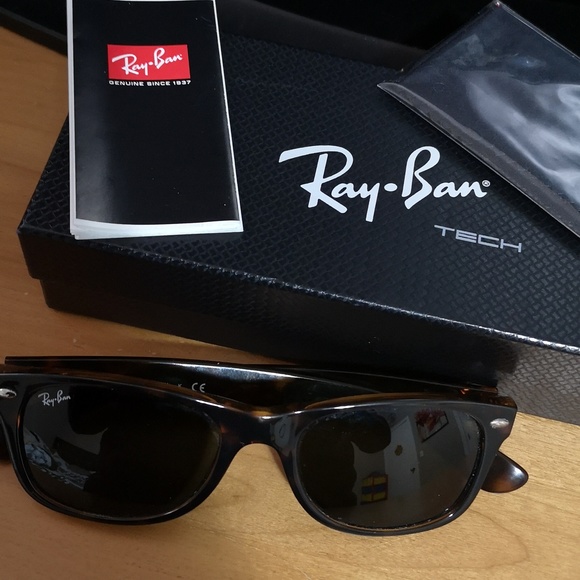 Authentic Ray-Ban 2132 like new with box. - Picture 5 of 8